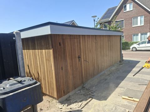 De buitenkamer in gebruik